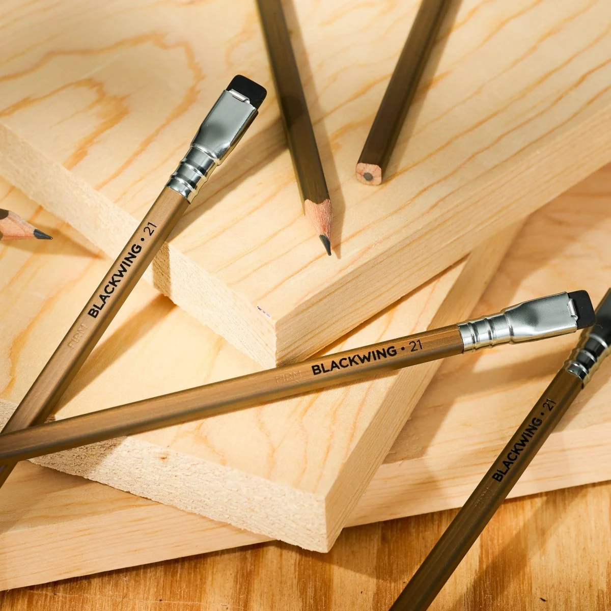 Blackwing Volume 21 - Set of 12 Pencils - Image 3