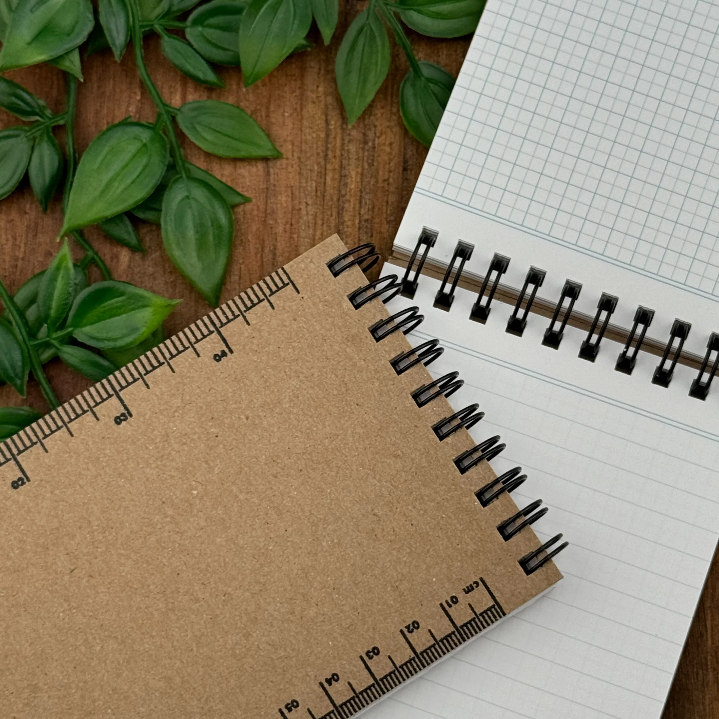 Field Notes Heavy Duty 3½" × 5½" Ruled & Double Graph Grid Paper - Image 3