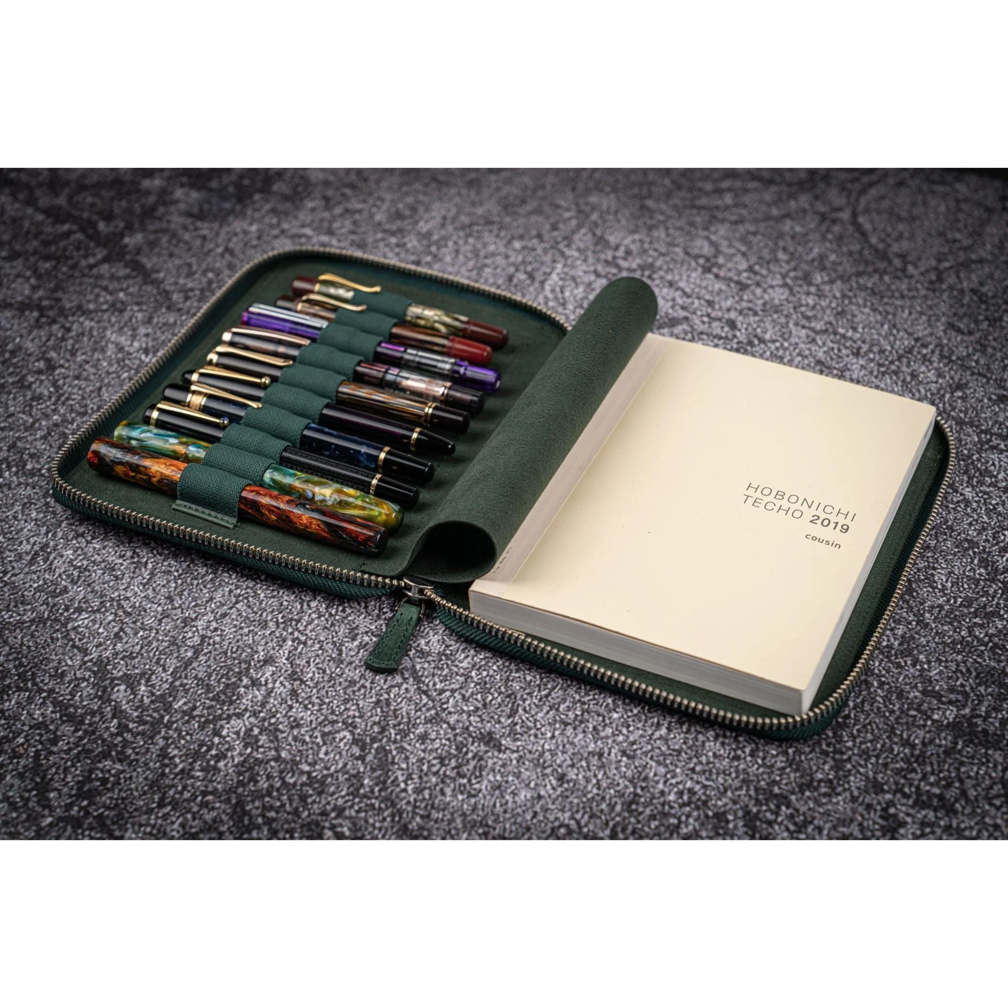 Galen Leather 10 Pen Zipper Case with A5 Notebook Holder - Image 8