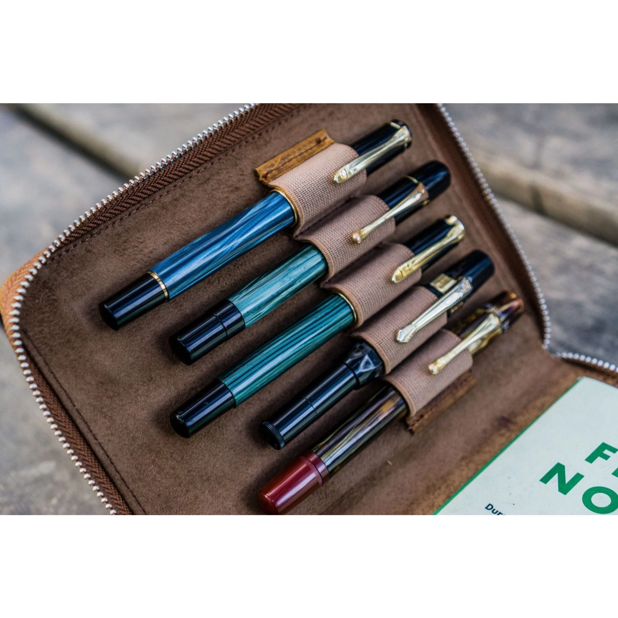 Galen Leather 5 Pen Zipper Case - Image 16