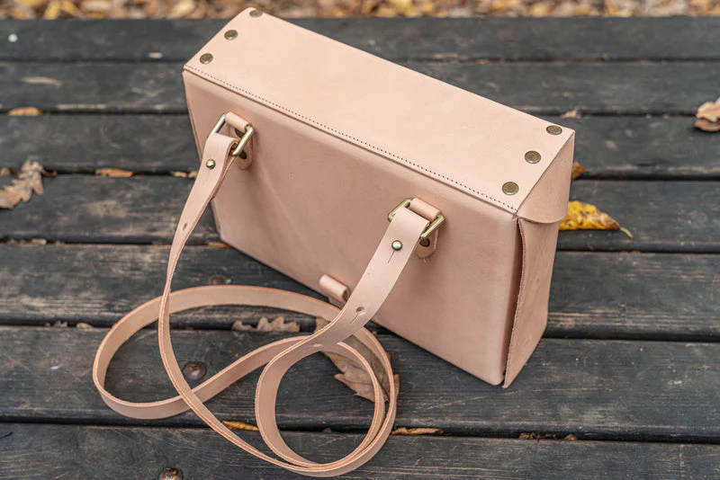 Galen Leather Writer's Medic Bag - Image 18
