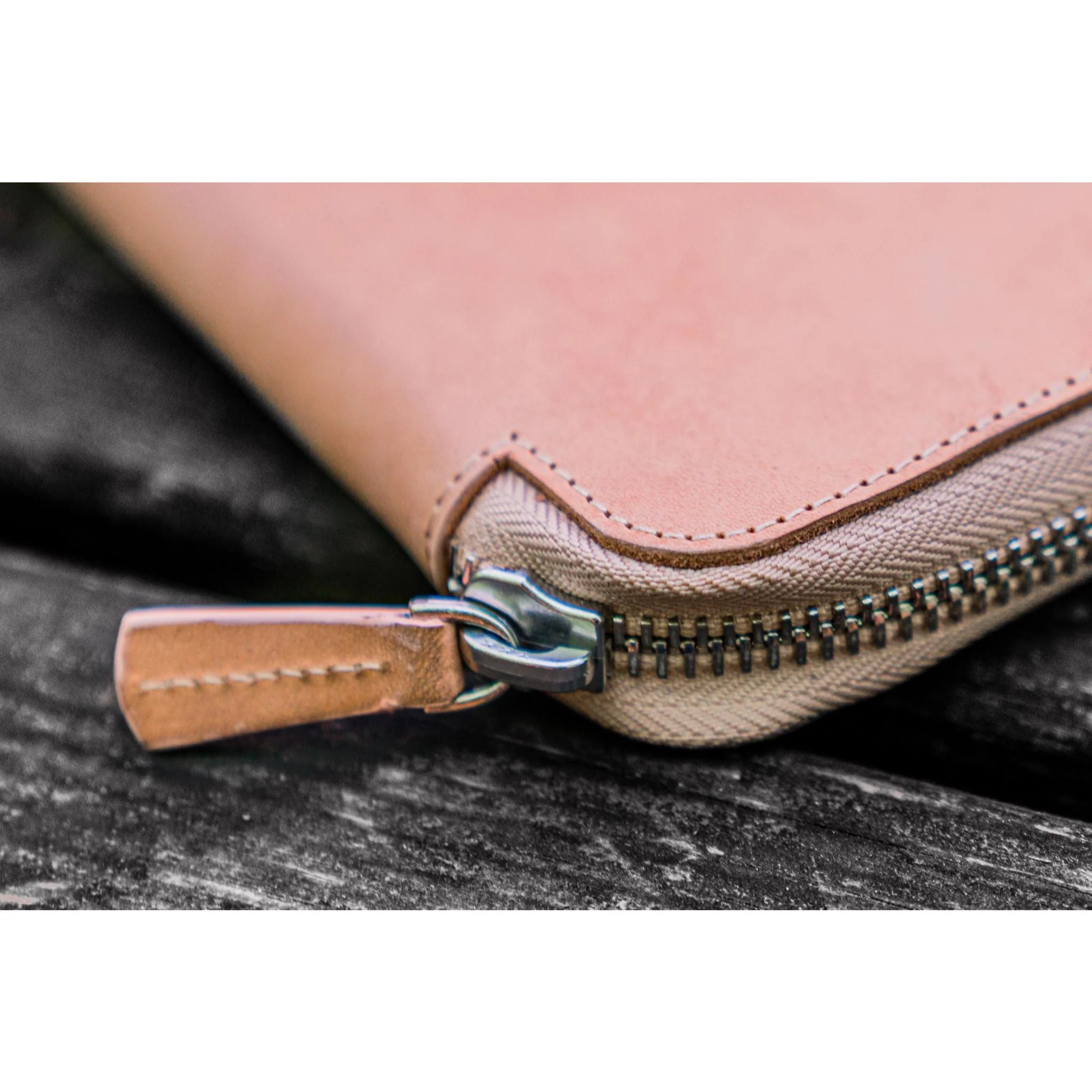 Galen Leather Zipped A5 Notebook Folio - Image 32