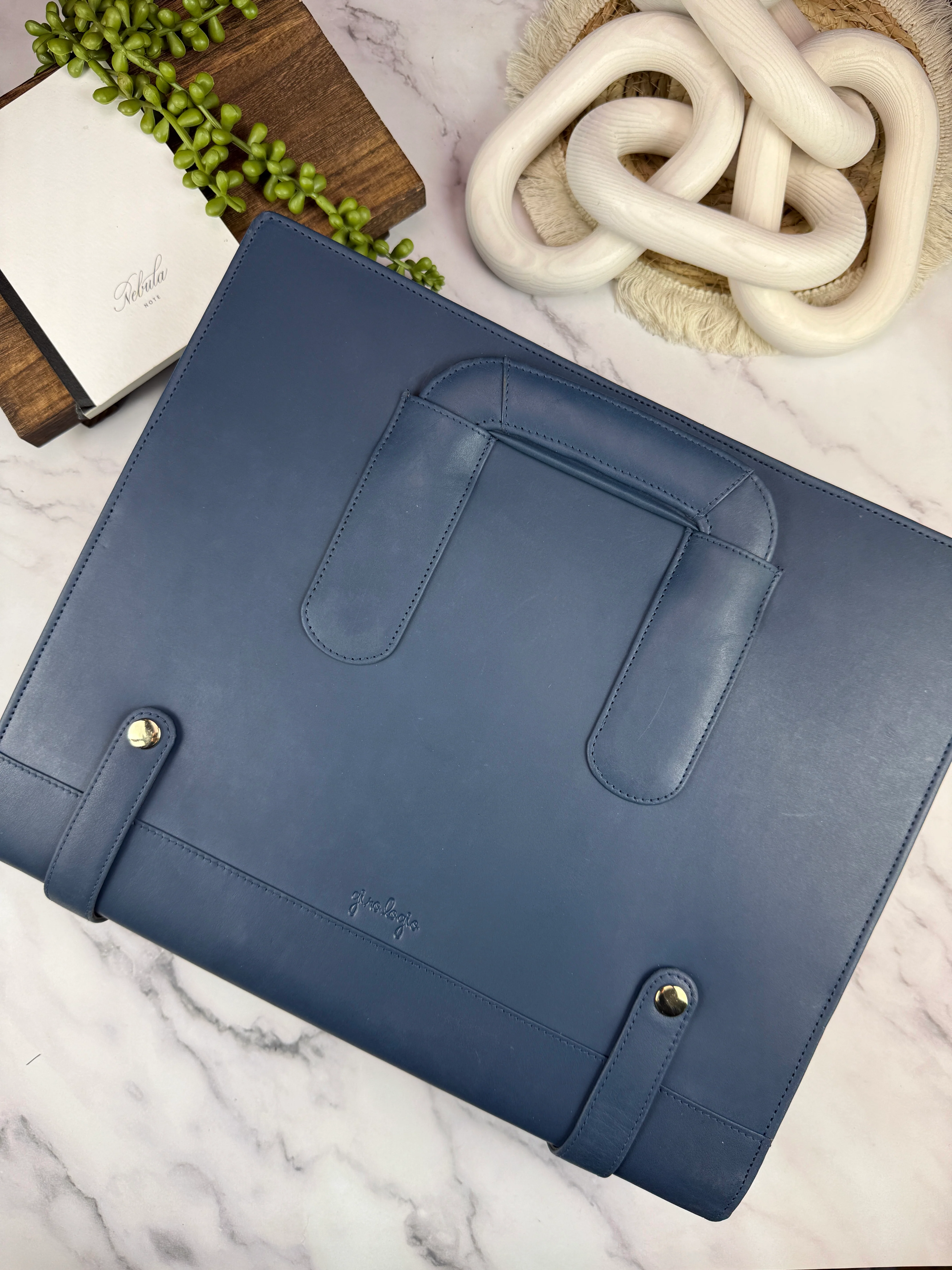 Girologio 96 Pen Zippered Case - Image 26