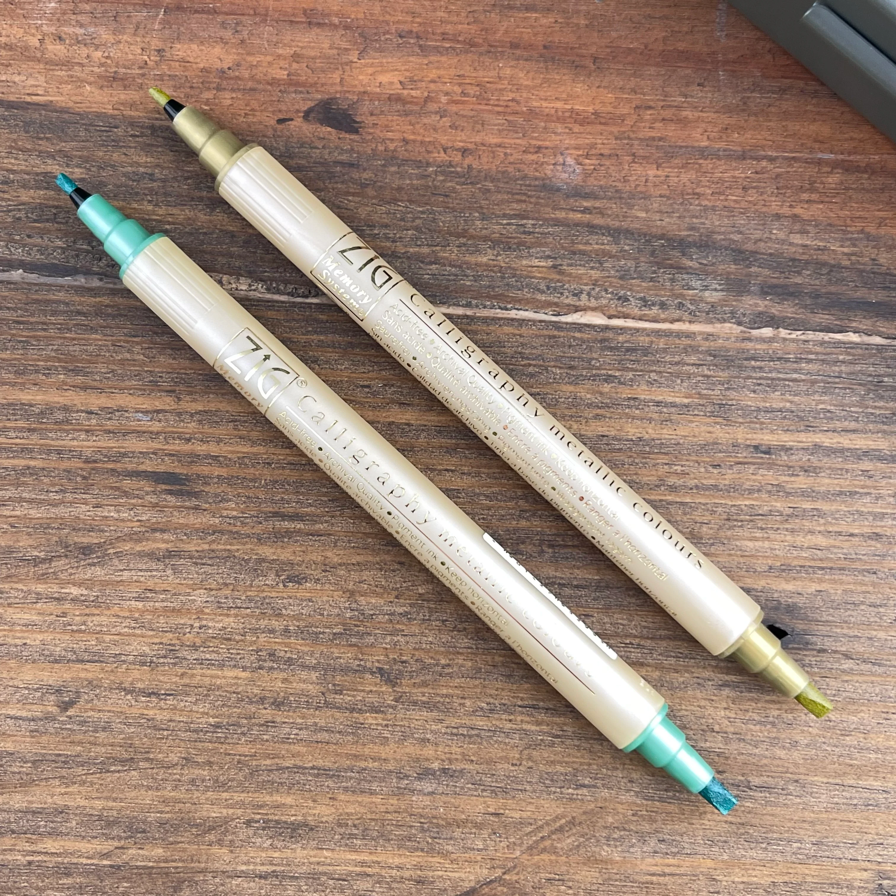 KureTake Metallic Dual Tip Markers (Set of 6) - Image 2