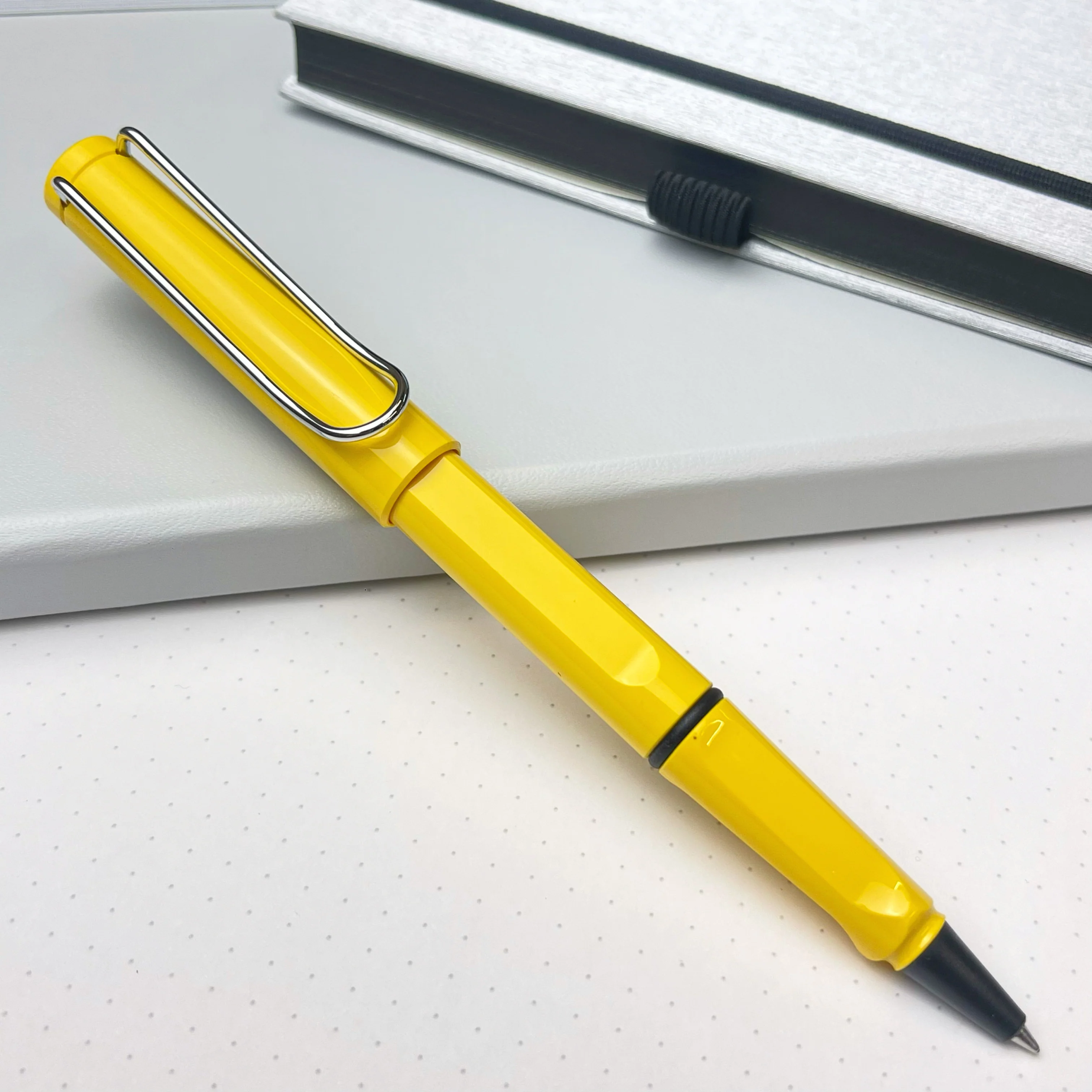 Lamy Safari Rollerball Pen - Yellow - Image 2
