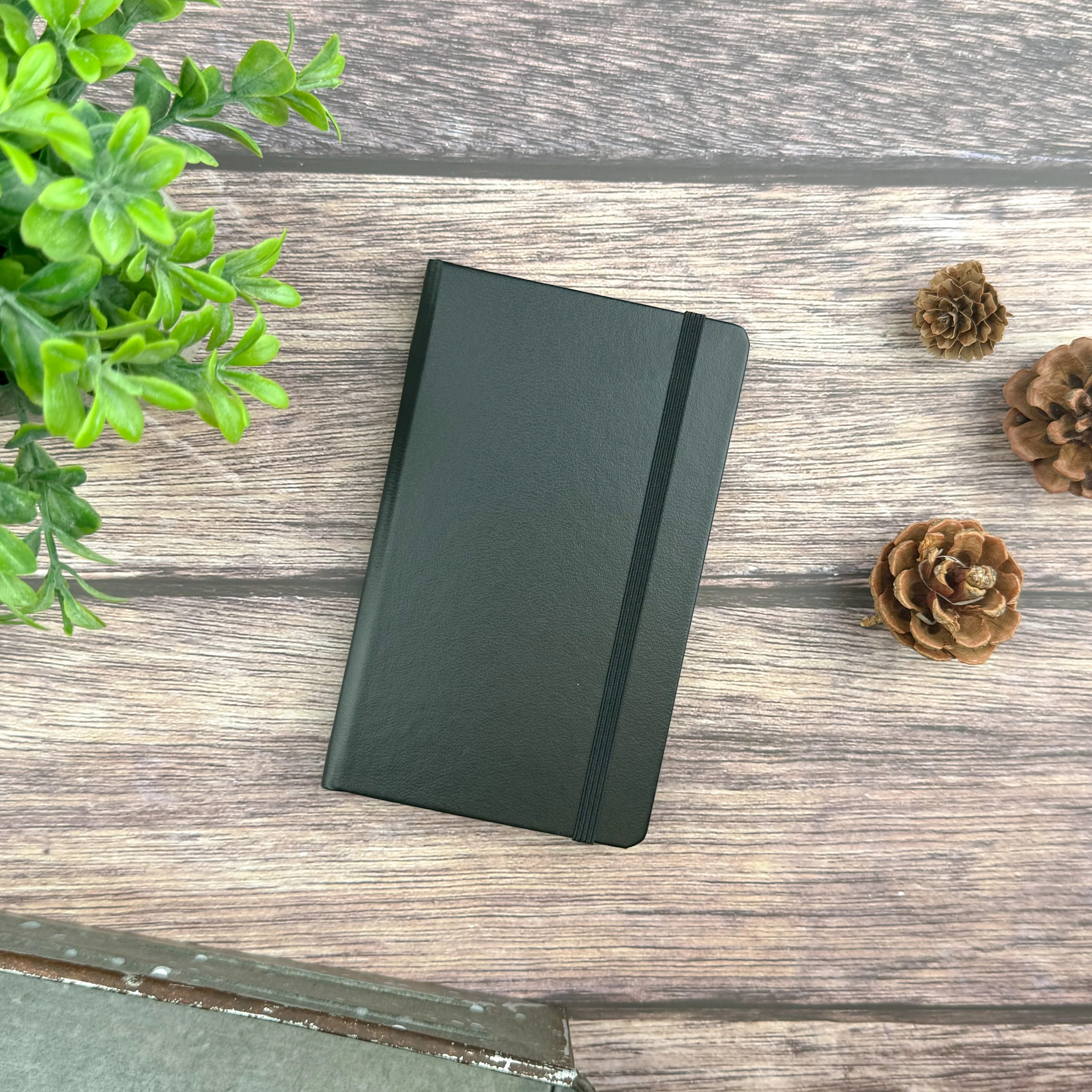 Leuchtturm A6 Hardcover Notebook - Plain - Image 3