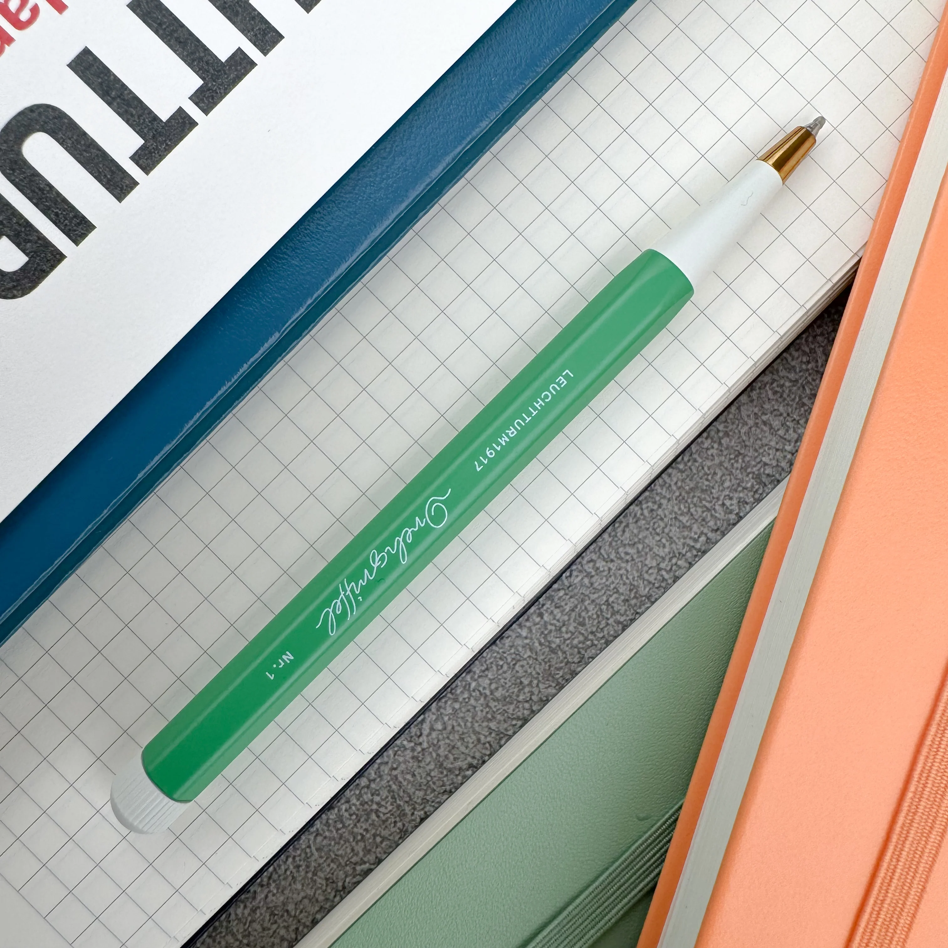 Leuchtturm Drehgriffel Gel Pen - Image 4
