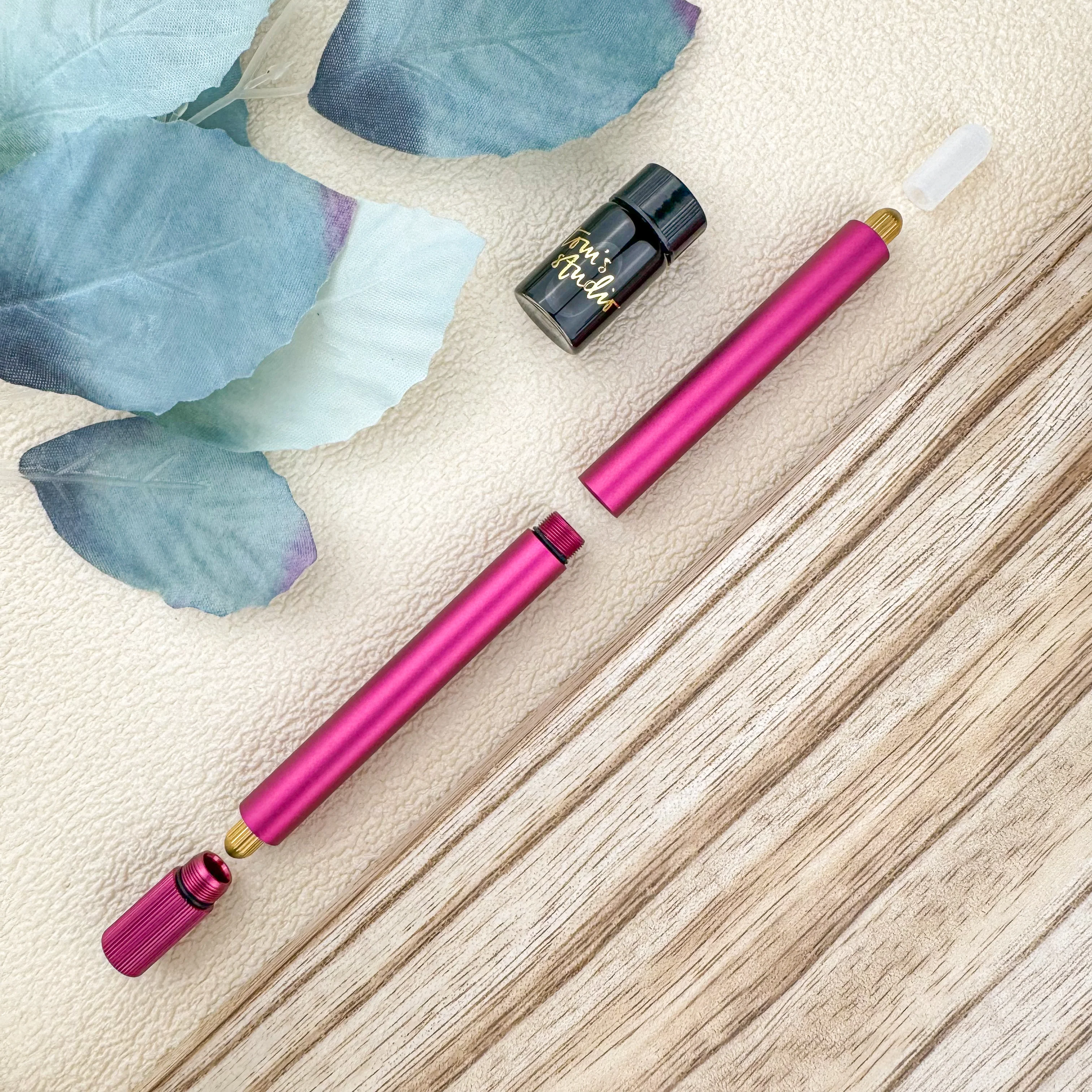 Tom's Studio Lumos Pro - Refillable Multi-Tip Pen - Image 9