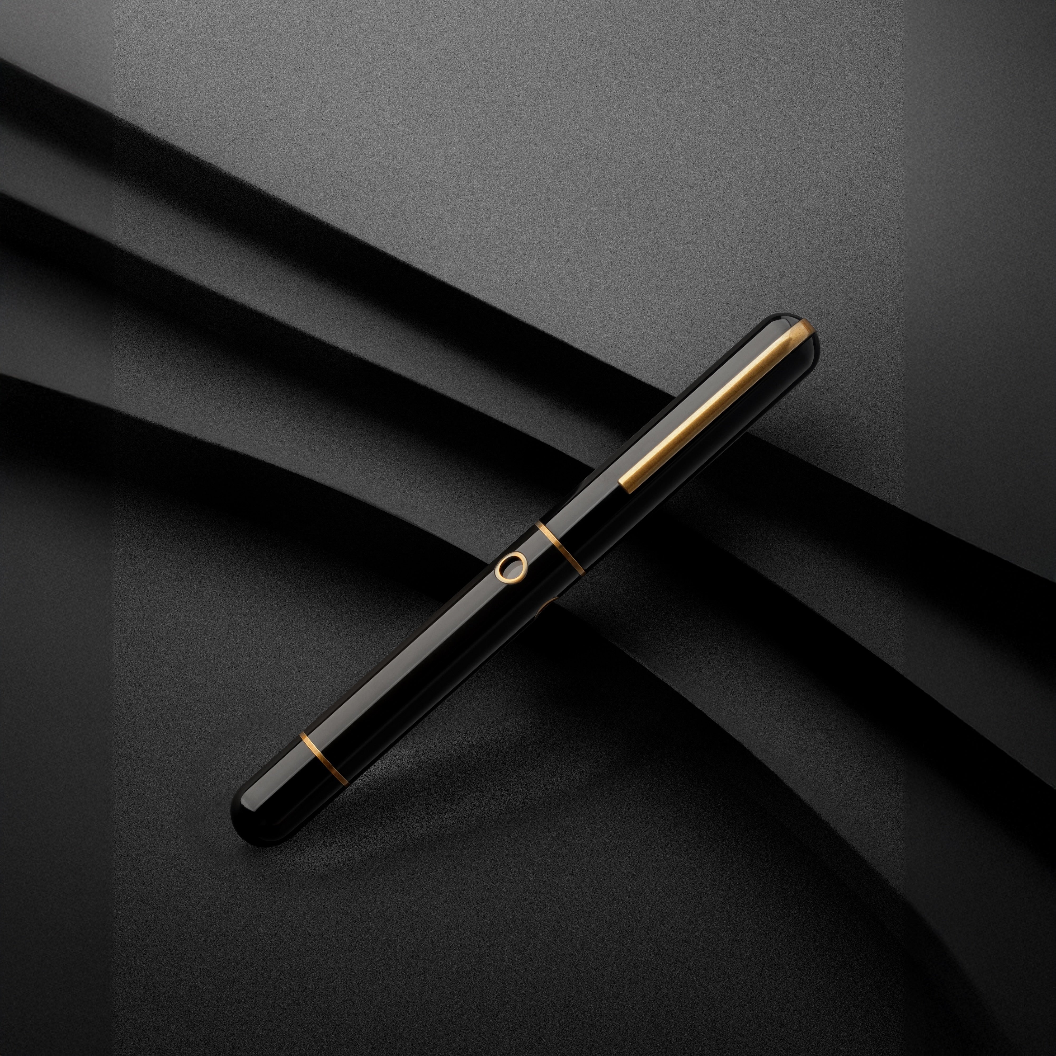 Nahvalur (Narwhal) Nautilus Fountain Pen - Bronze Corydoras - Image 5