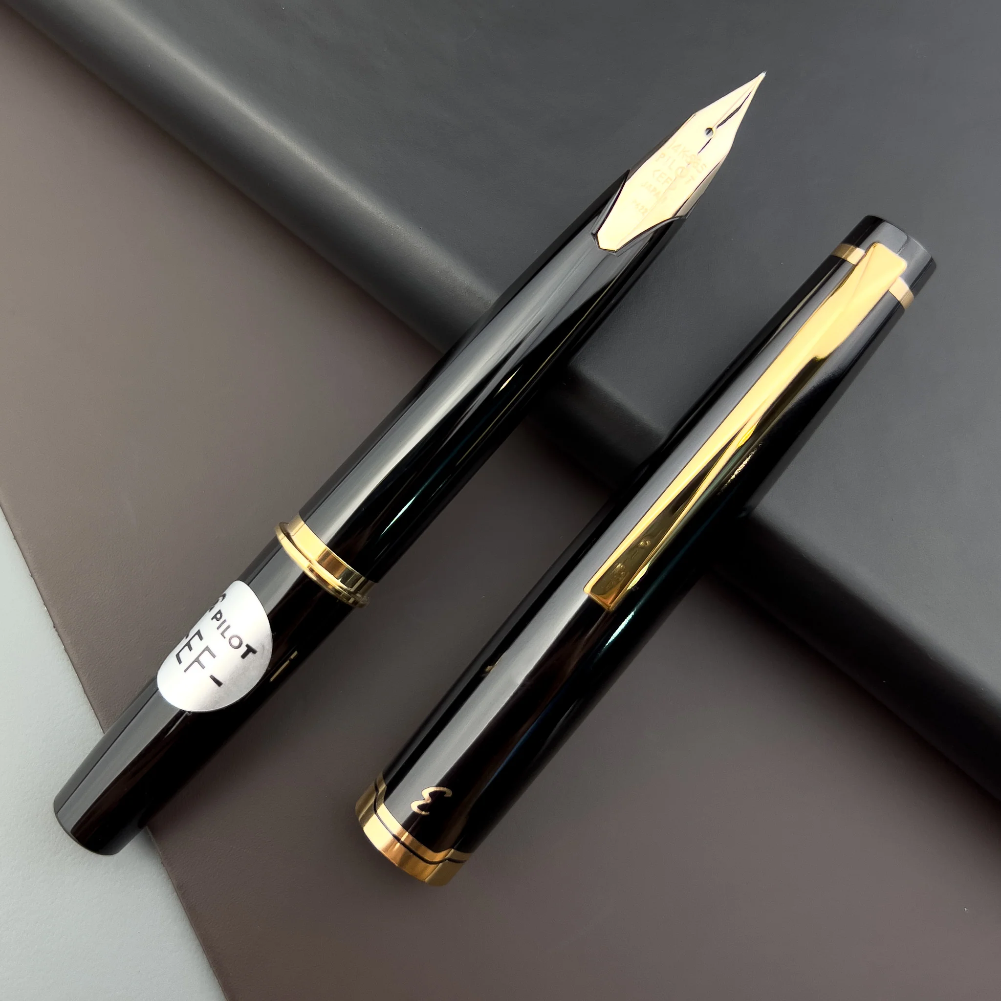 Pilot E95s Fountain Pen - Black - Image 4