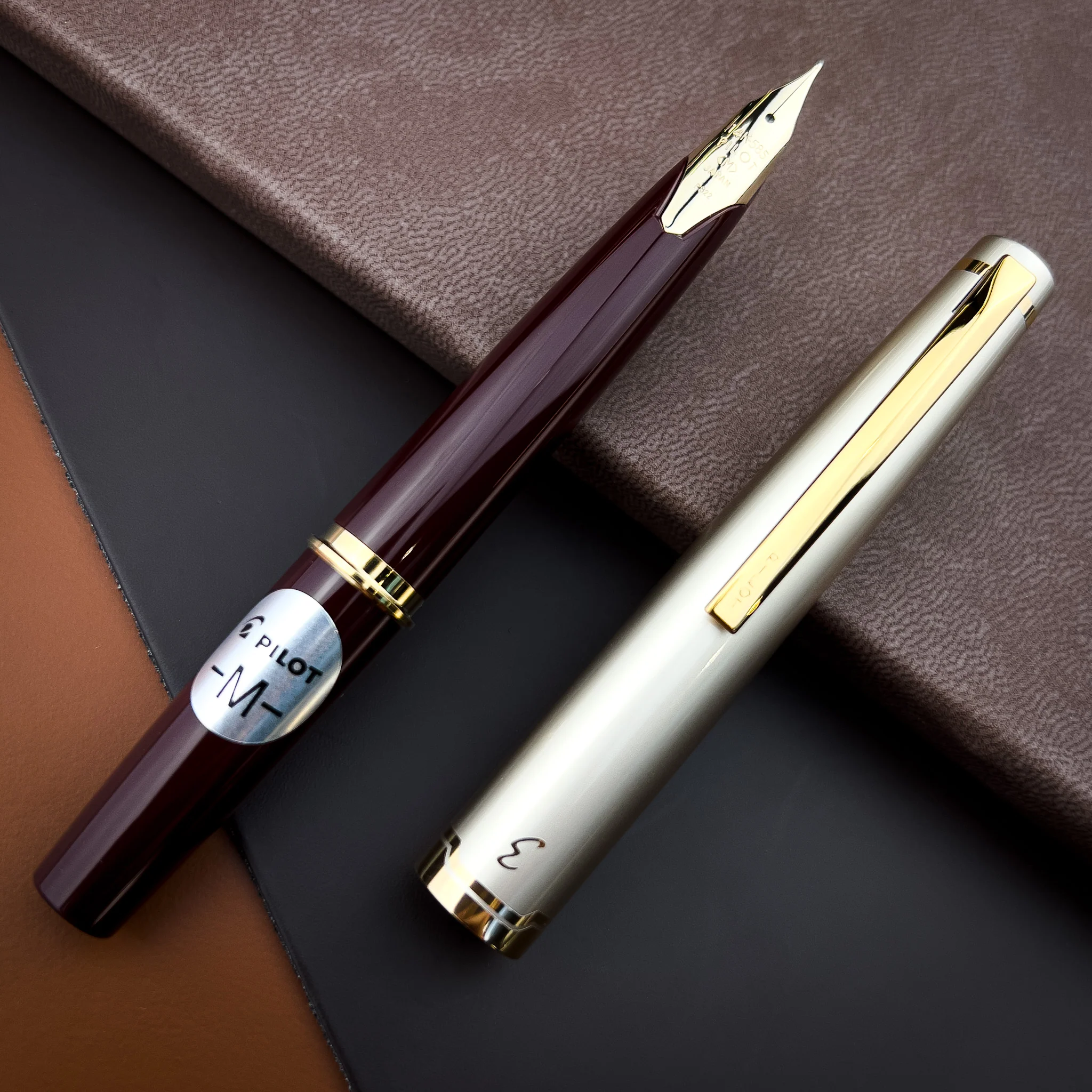 Pilot E95s Fountain Pen - Burgundy - Image 4