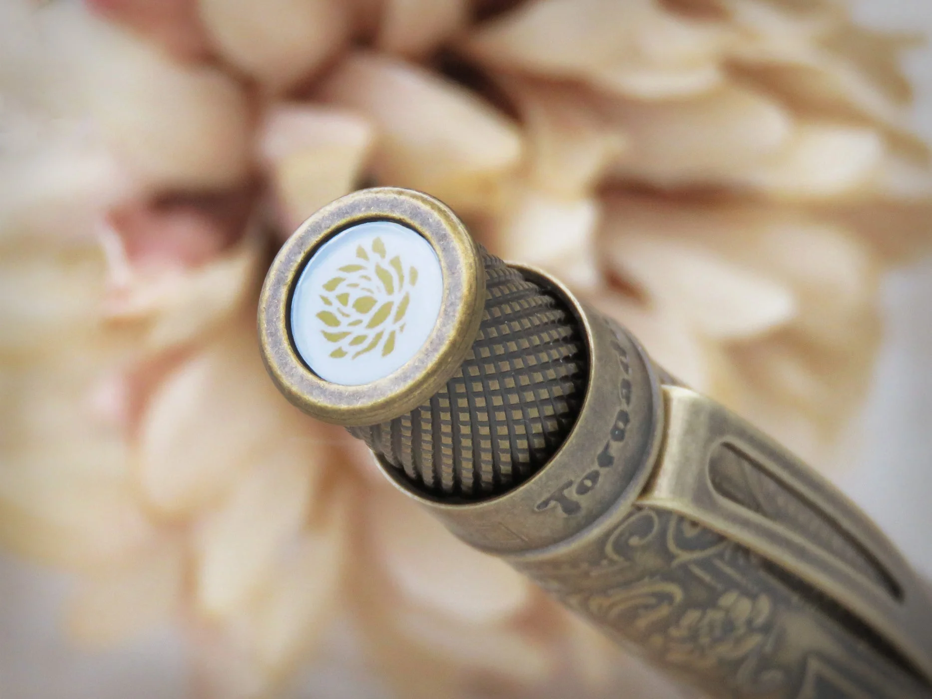 Retro 51 Tornado Literary Collection Rollerball Pen - Pride and Prejudice (Limited Edition) - Image 5