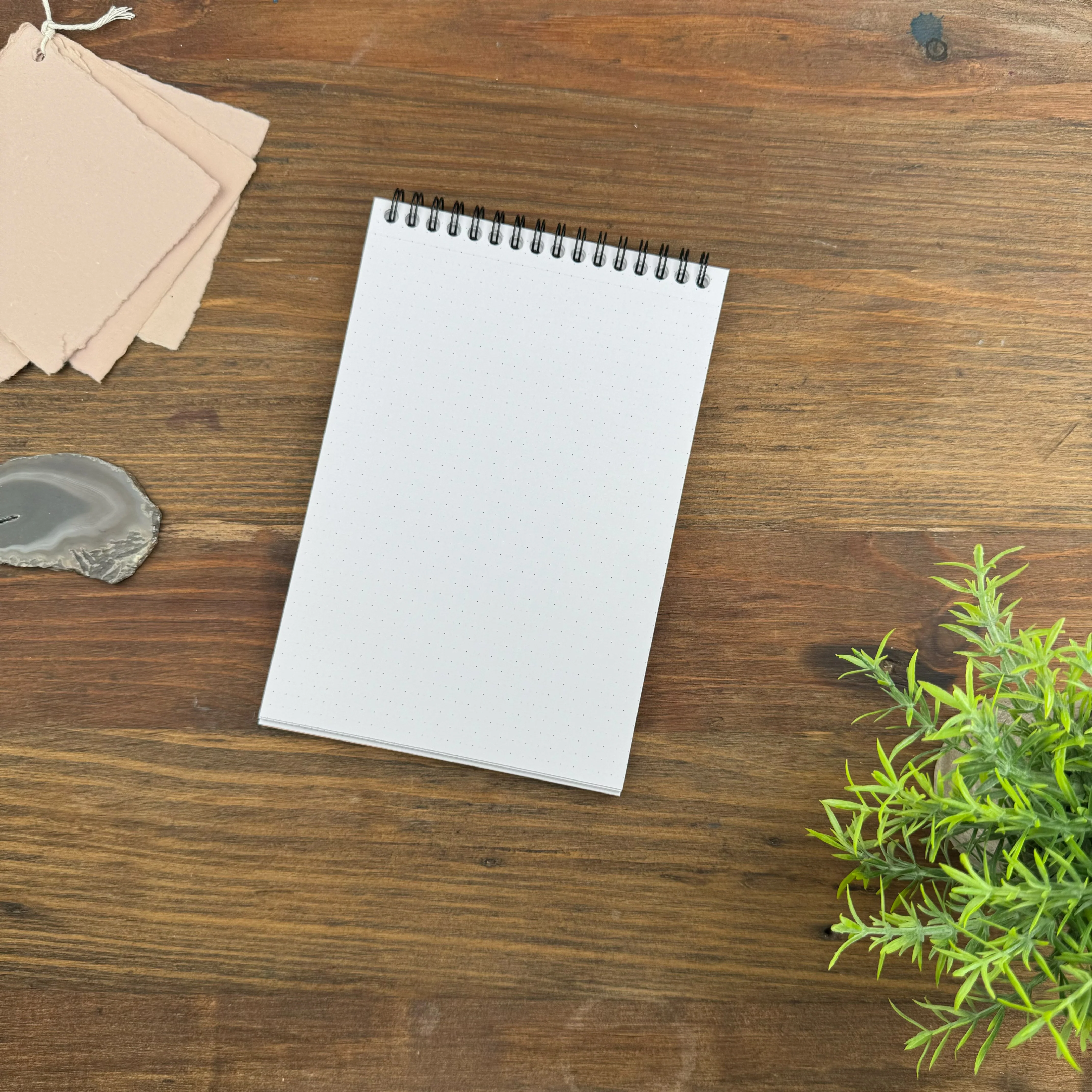 Rhodia Wirebound Notepad - Dot 80 sheets - 6 x 8 1/4 - Image 5