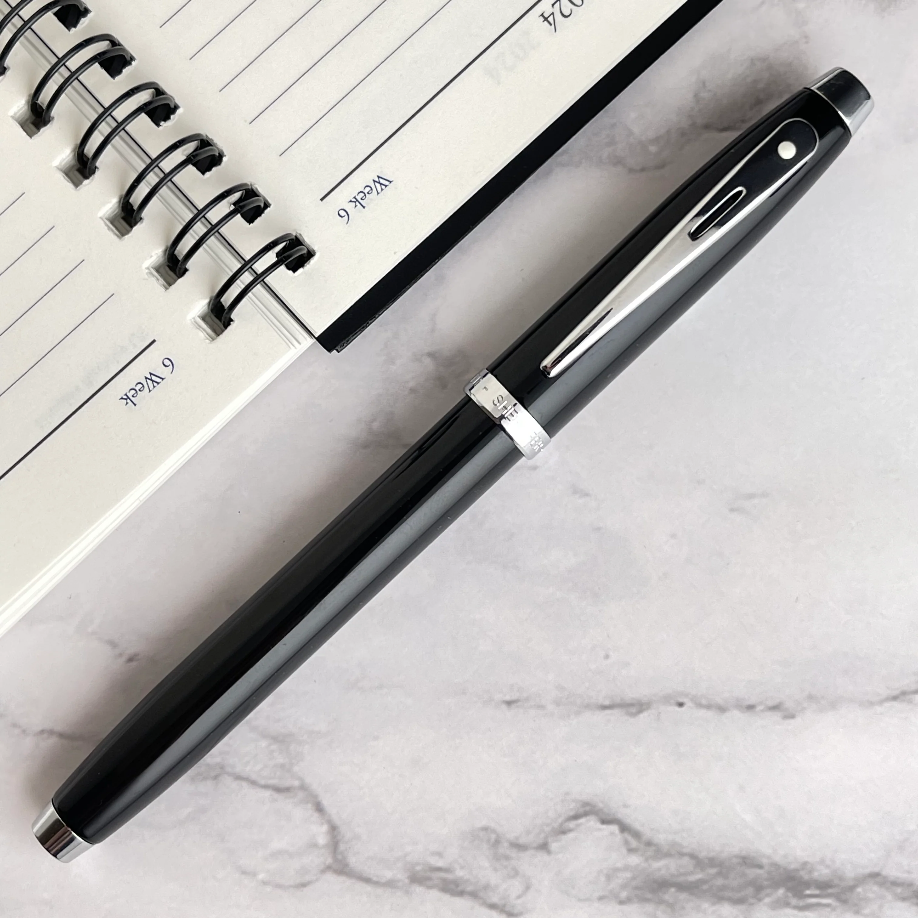 Sheaffer 100 Fountain Pen - Black w/ Chrome - Image 2