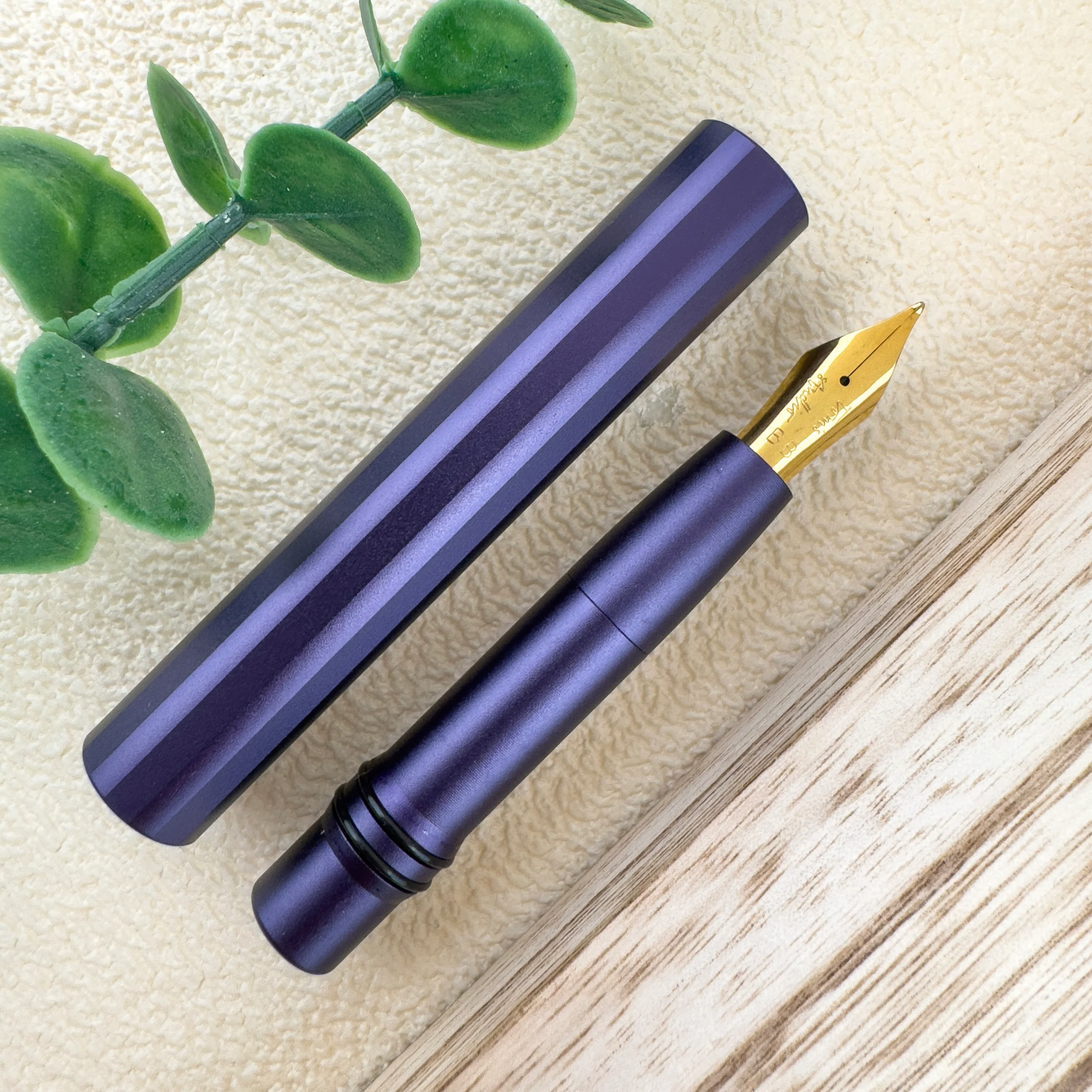 Tom's Studio The Studio Pocket Fountain Pen - Iris