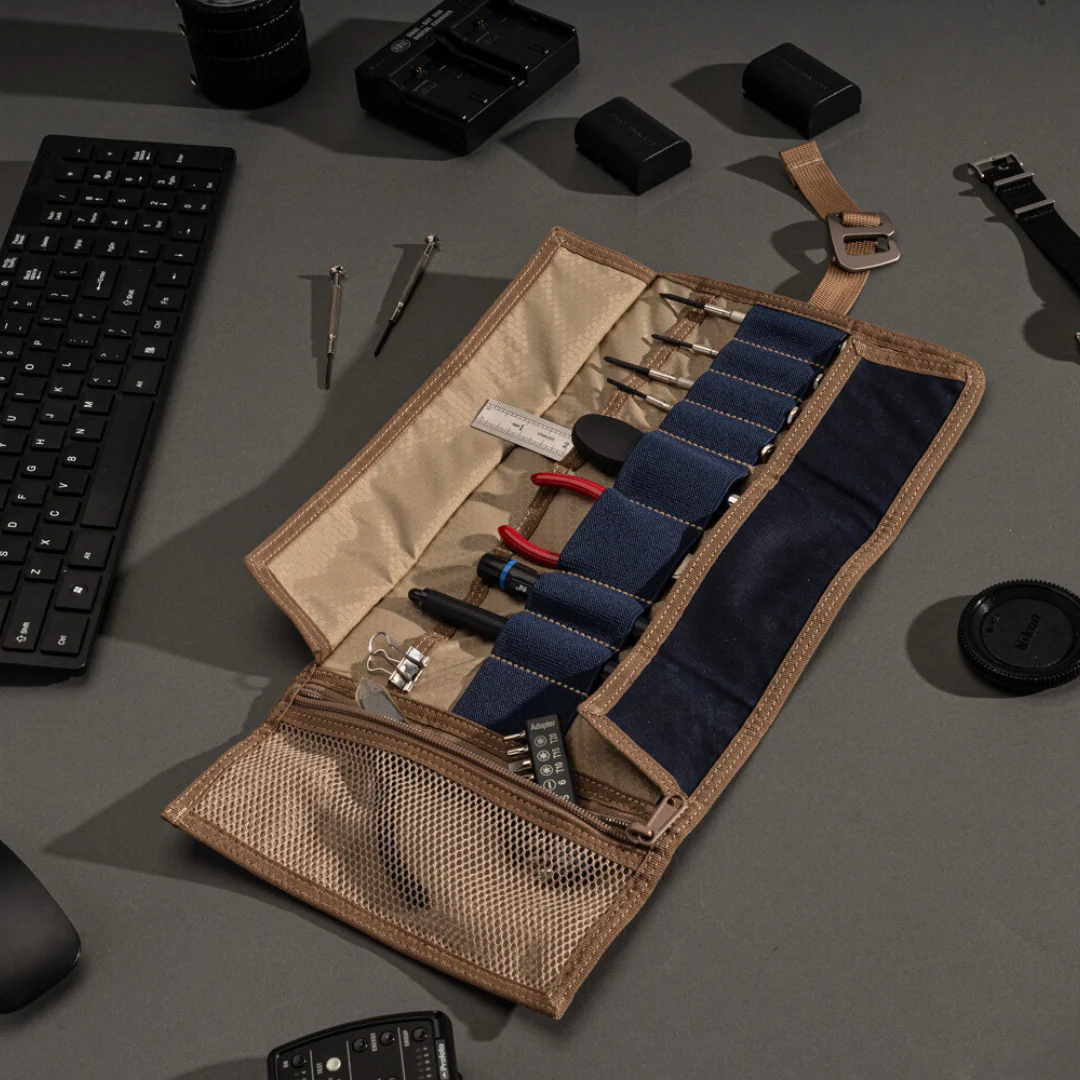 Lochby Tool Roll - Image 39