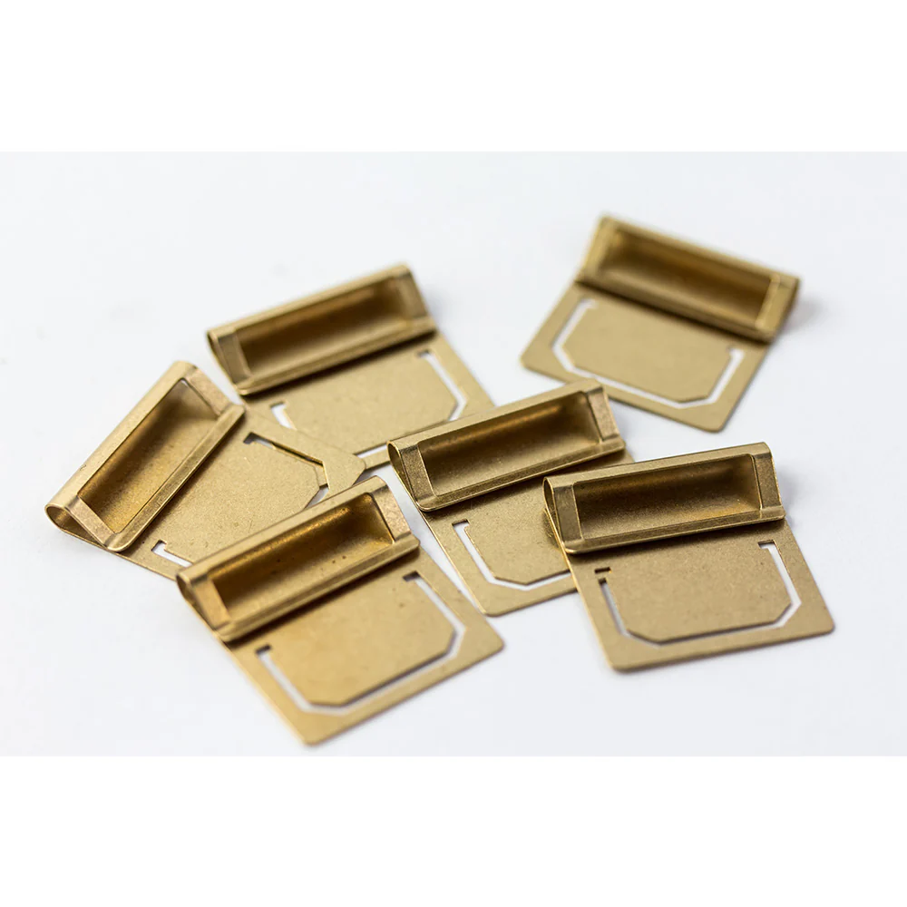 Traveler's Brass Index Clip - Image 4